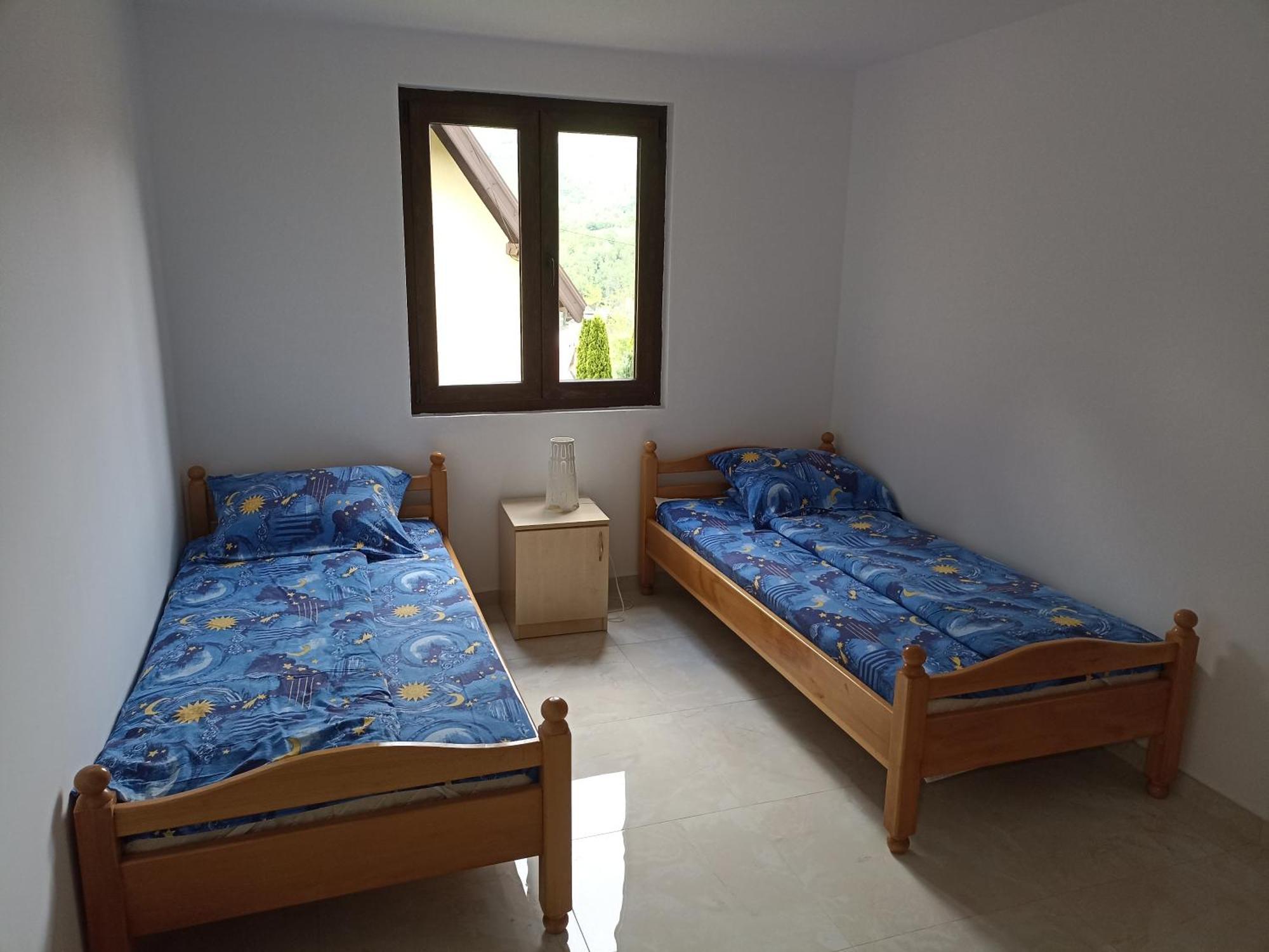 Vila Jezero Bajina Basta Bilik gambar